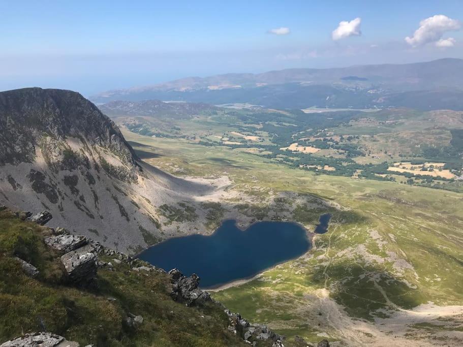 فيلا Y Cwtch - Panoramic Mountain Views Within Snowdonia'S National Park - 4X4 Recommended دولغيلوو المظهر الخارجي الصورة